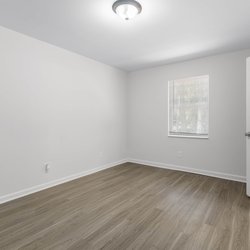 bedroom at Midwood Manor apartments Situated in the heart of the Southwest Marietta area at 2044 S Cobb Dr SE