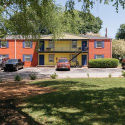 exterior view at Midwood Manor apartments Situated in the heart of the Southwest Marietta area at 2044 S Cobb Dr SE