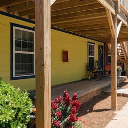 exterior view at Midwood Manor apartments Situated in the heart of the Southwest Marietta area at 2044 S Cobb Dr SE