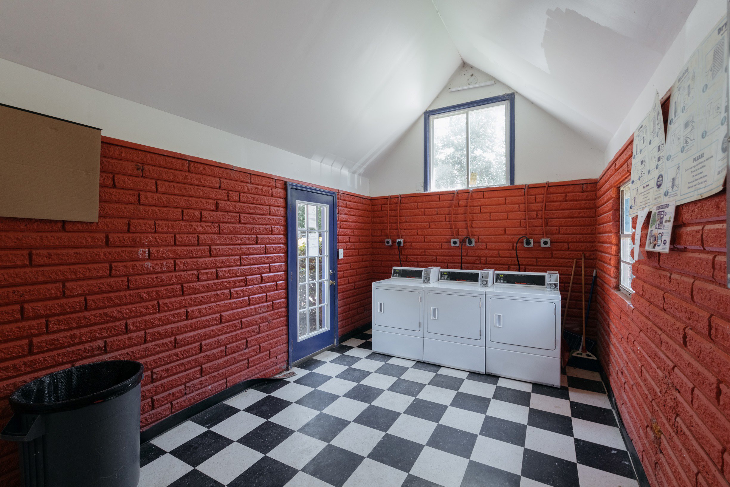 laundry room at Midwood Manor apartments Situated in the heart of the Southwest Marietta area at 2044 S Cobb Dr SE